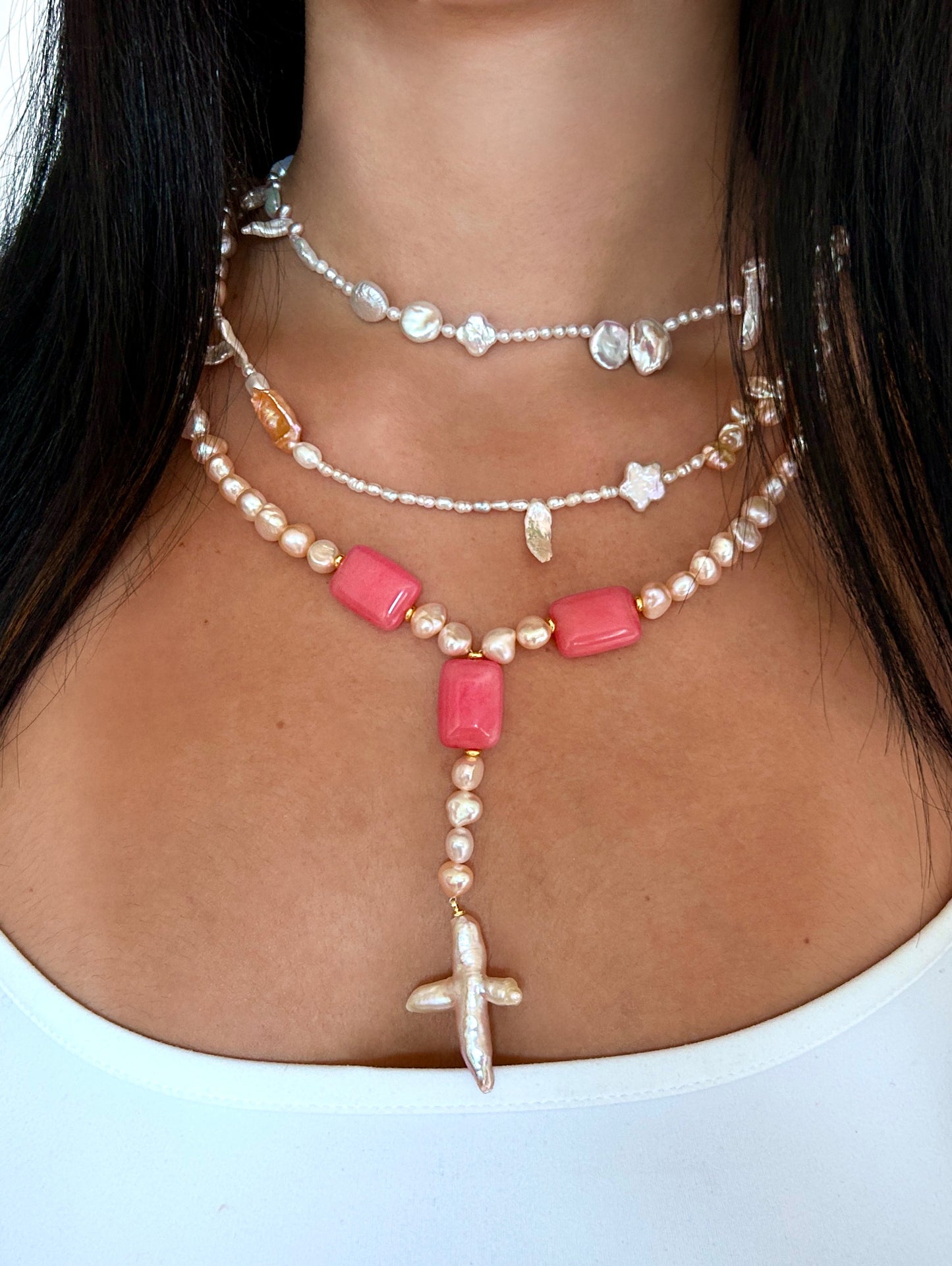 Collier court tout en perles Keshi