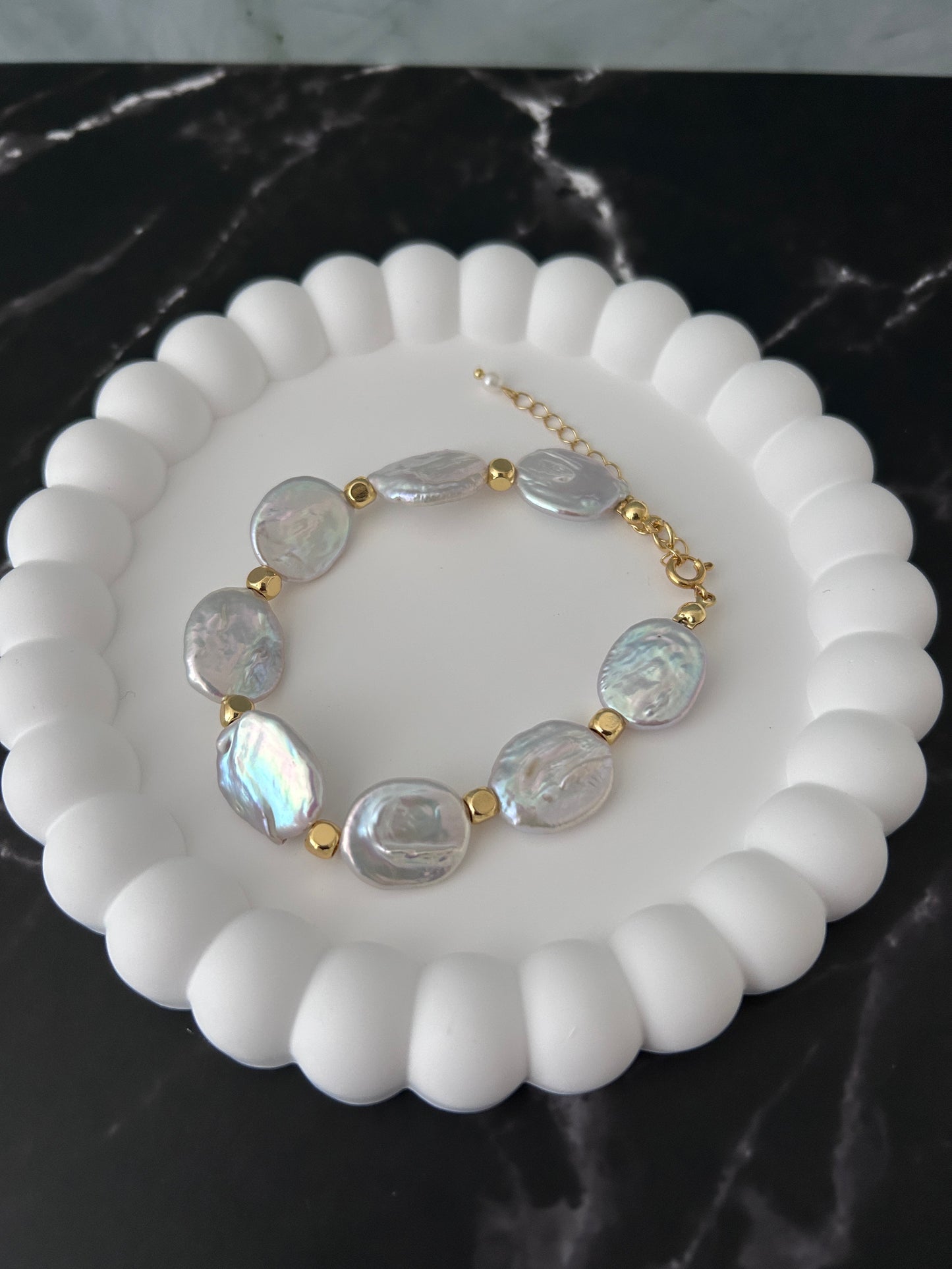 Bracelet en perles baroque