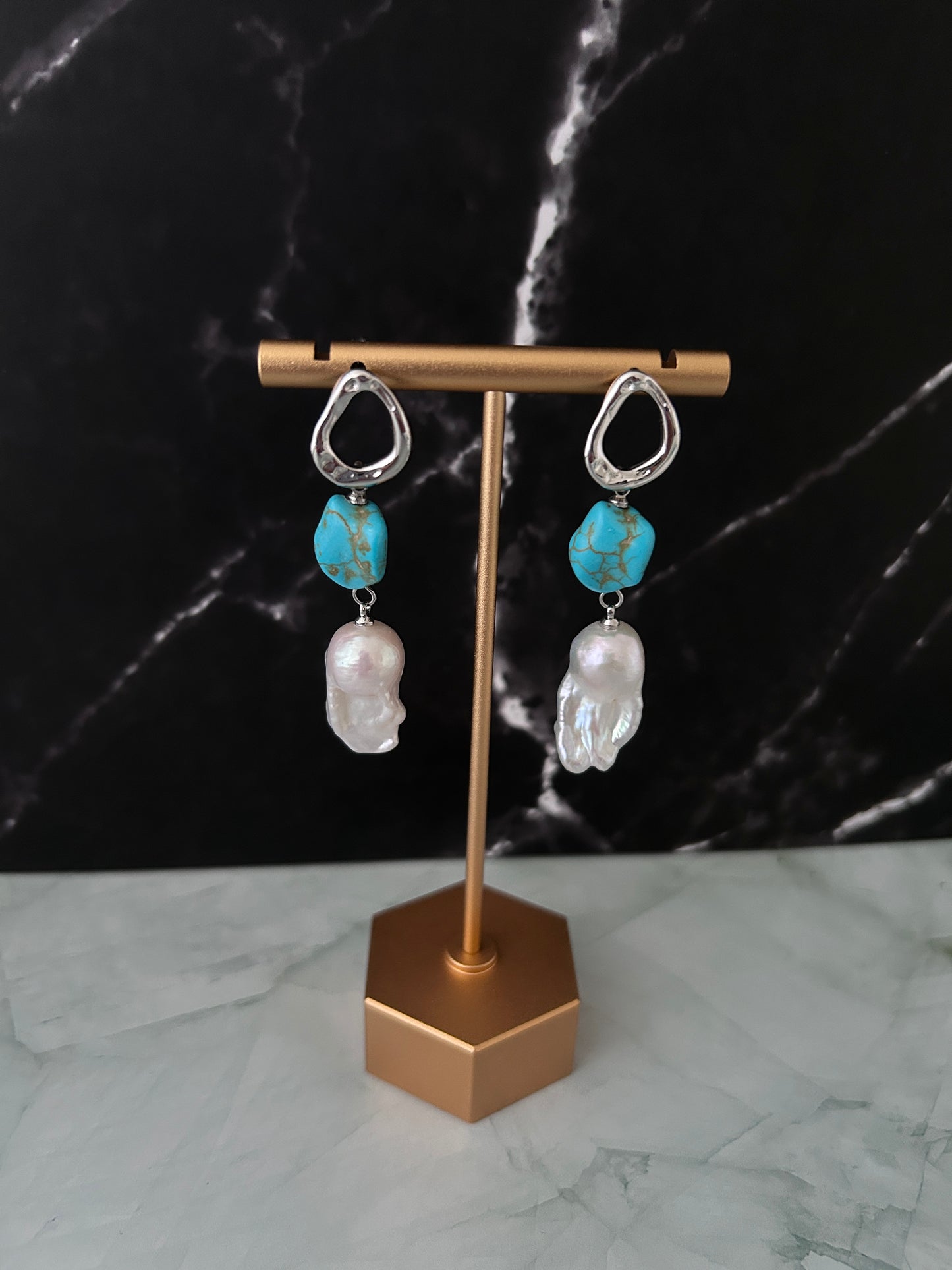Boucles d’oreilles en perles baroque