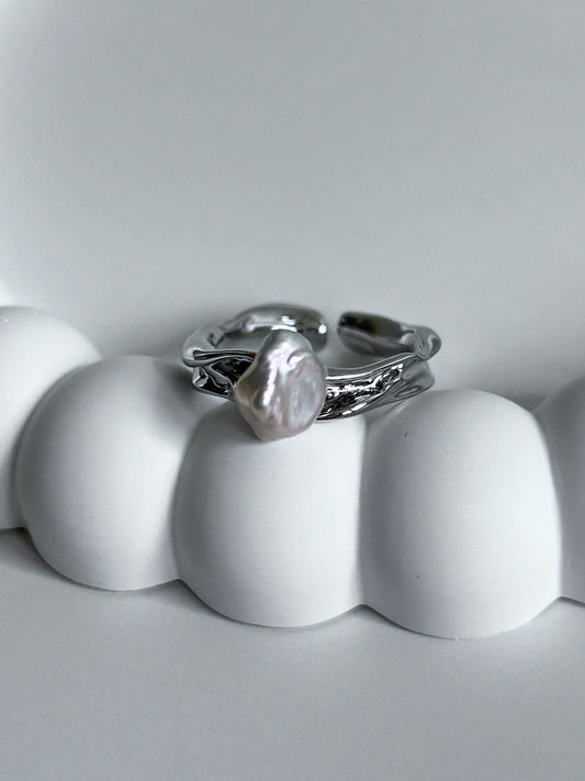 Bague avec perle
